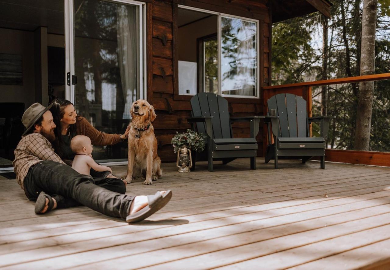 Page'S Resort & Marina Gabriola Extérieur photo